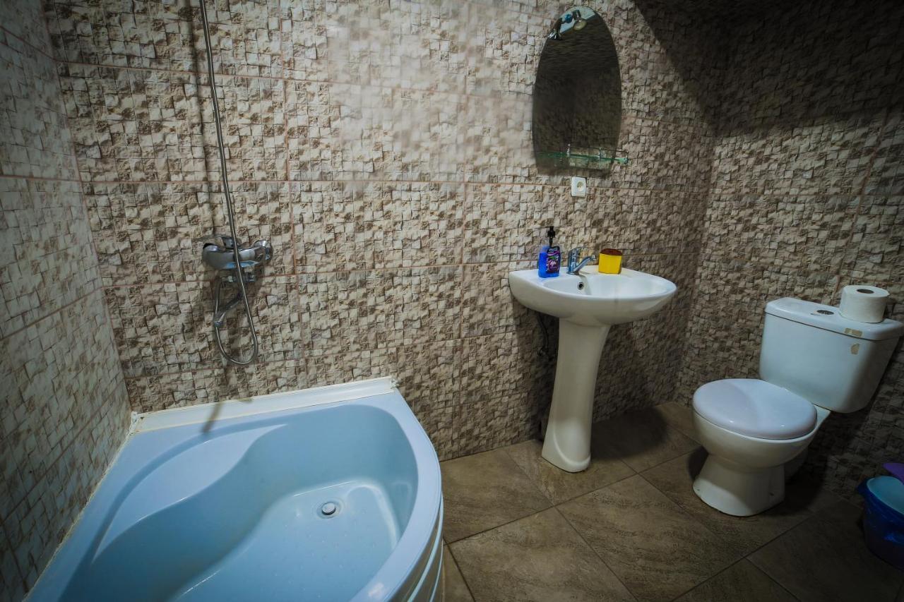 Gh Sanapiro Hotell Telavi Eksteriør bilde