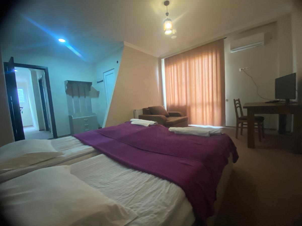 Gh Sanapiro Hotell Telavi Eksteriør bilde