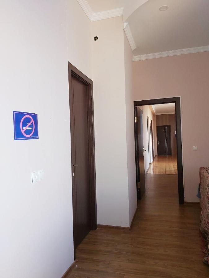 Gh Sanapiro Hotell Telavi Eksteriør bilde